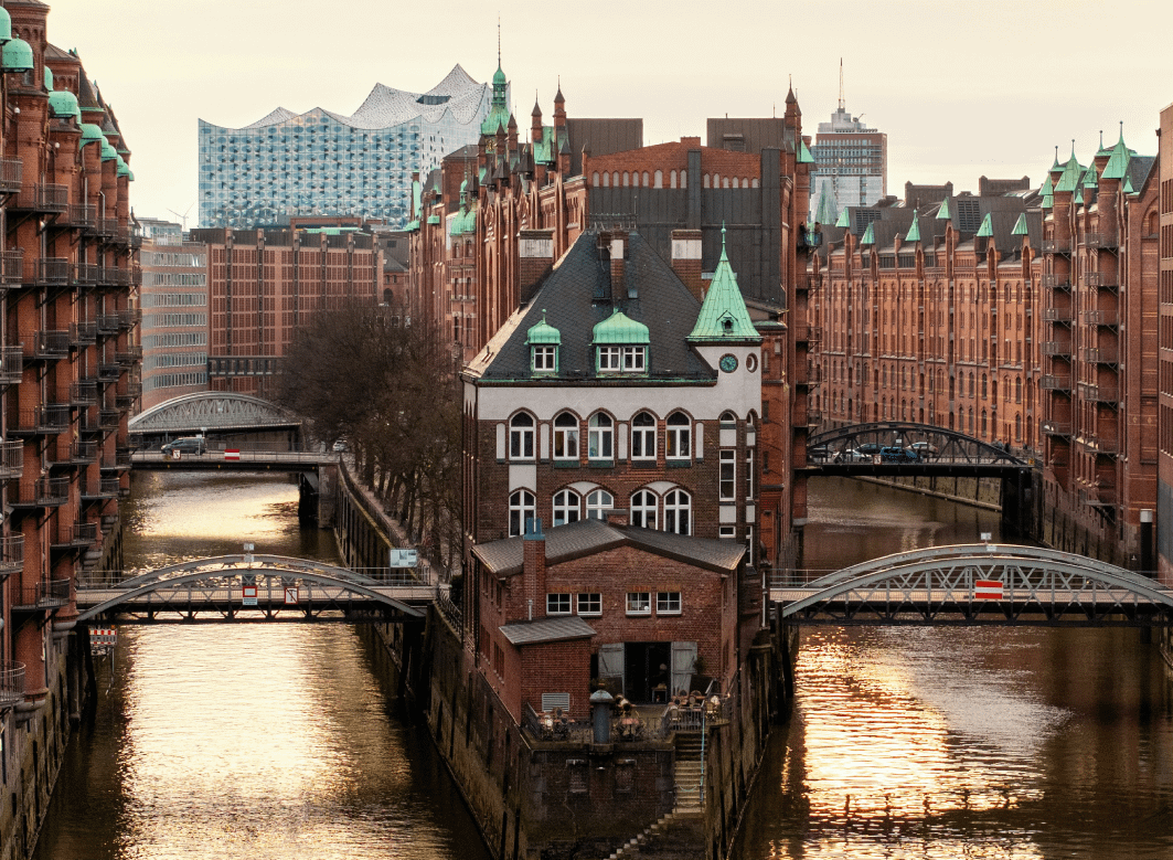 100 ans Intercoiffure Mondial 100 ans Intercoiffure Mondial